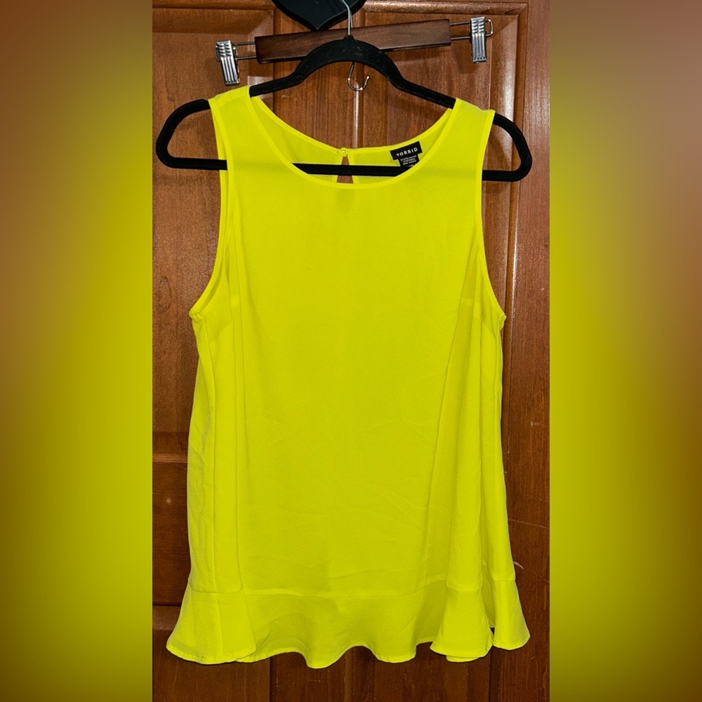 Torrid‎ Size 0 (12)  Neon Yellow Sheer Sleeveless Tank Top
